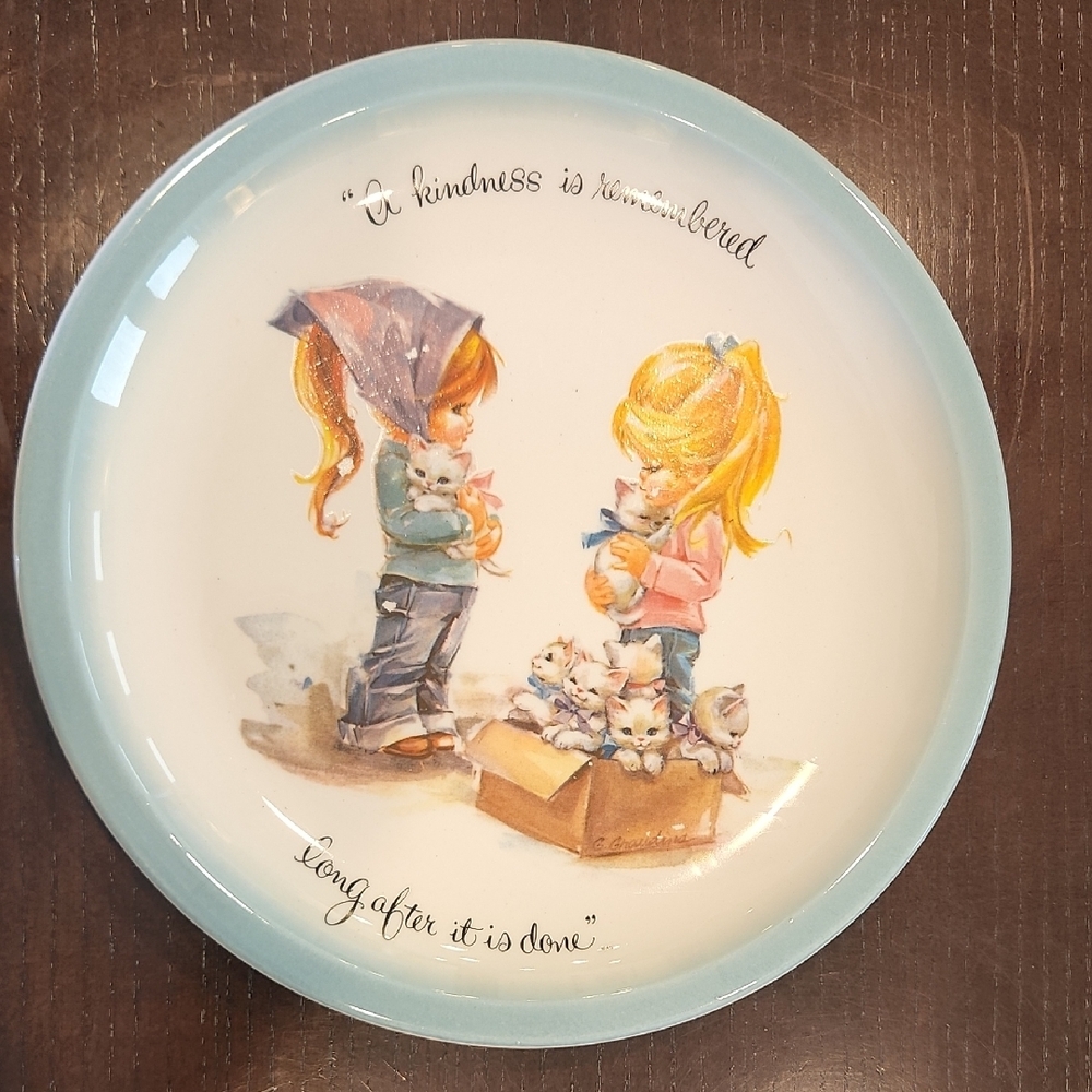Gigi Vintage Decorative Plate with Children and Kittens